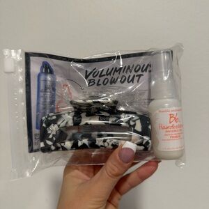 Bumble and Bumble BB Hairdresser’s Invisible Oil Heat/UV Primer & Hair Claw